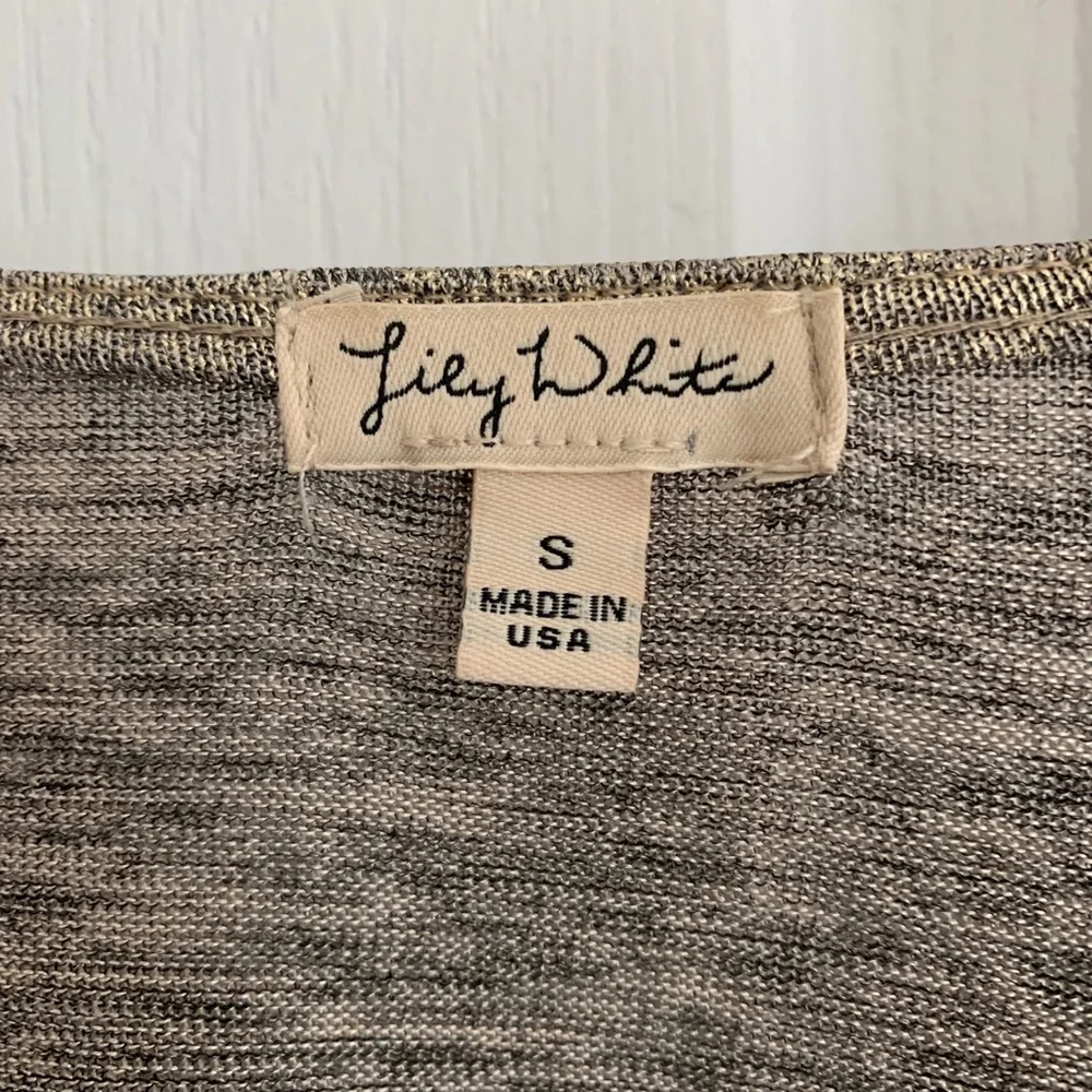 Gold Shimmery Top - Picture 2 of 5